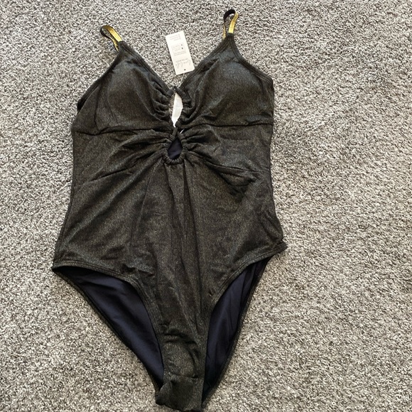 Swim - Picture 1 of 5